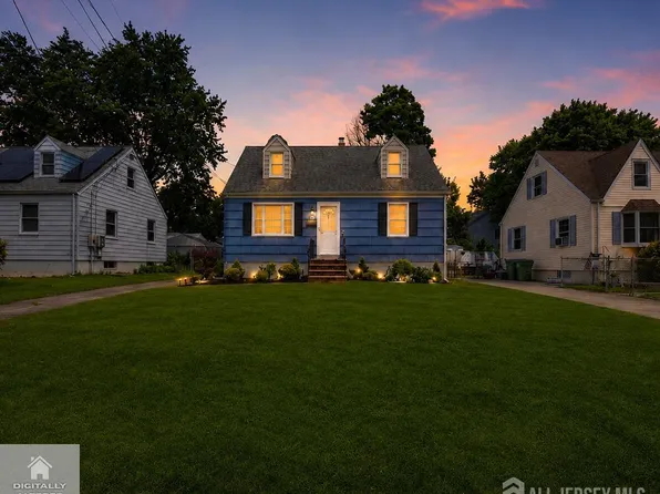 89 Leo St, Edison, NJ 08817