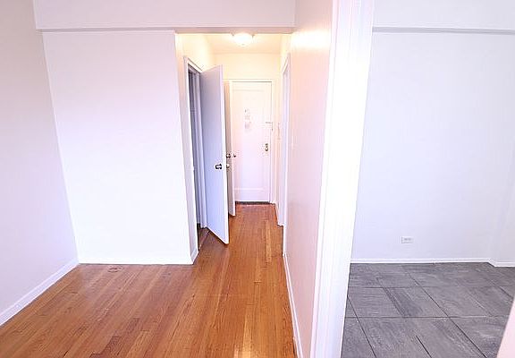 4th image of 9830 67th Ave APT 4X