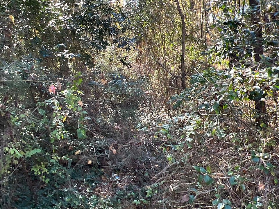 2nd image of N/a Johns Ln