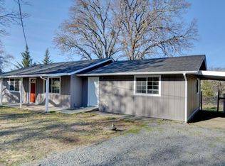 878 Ort Ln, Merlin, OR 97532