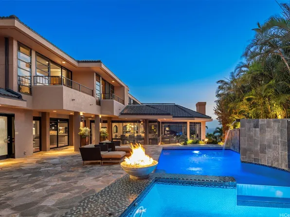 1220 Ikena Cir, Honolulu, HI 96821