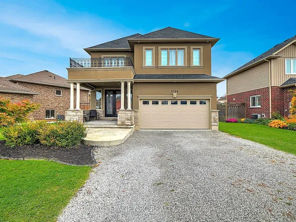 5784 Ironwood St, Niagara Falls, ON L2H 0G4