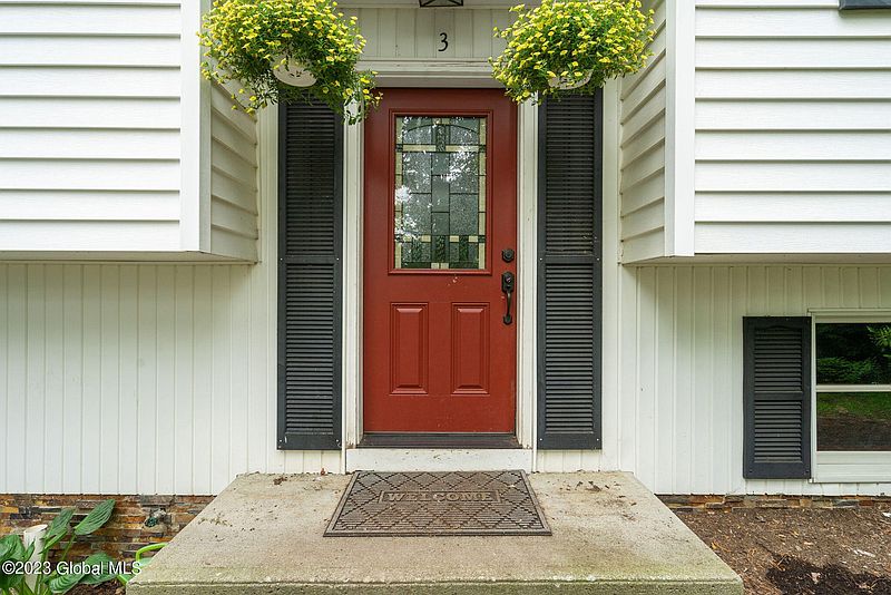 2nd image of 3 Breezedale Drive