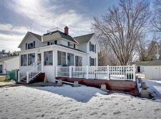 8897 Wolf River Rd, Fremont, WI 54940
