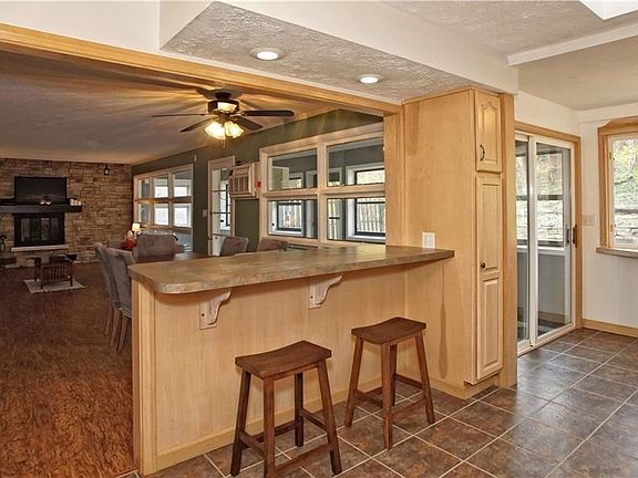 4th image of 1964 26th St