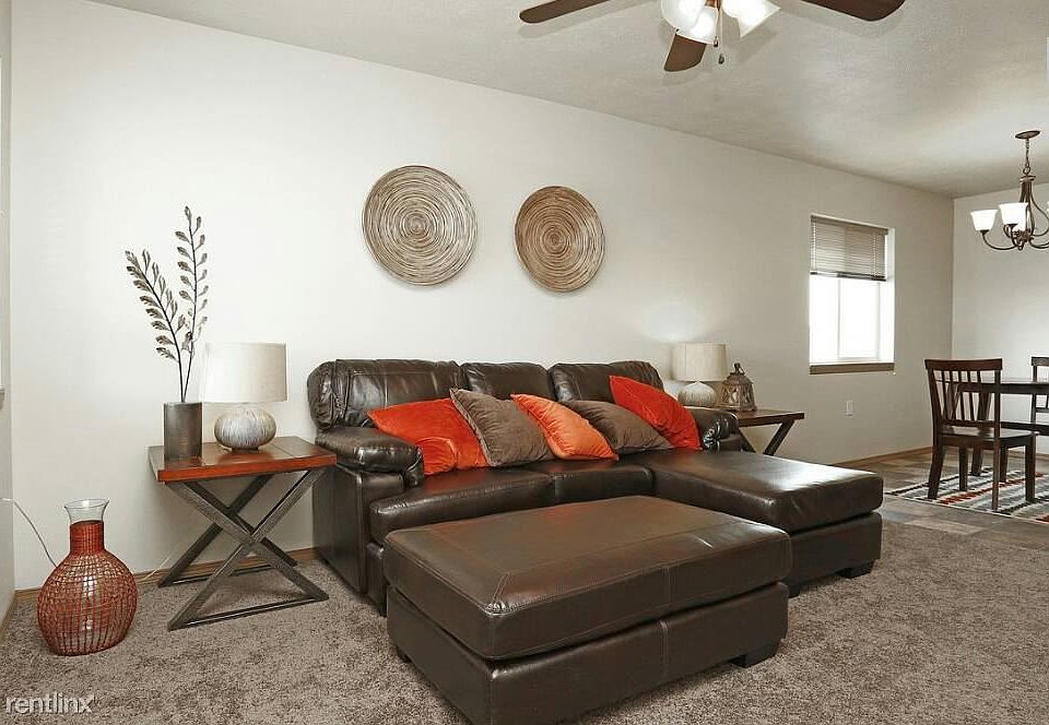 Townhomes Pics 021