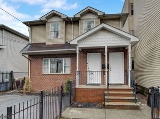 694 S 20th St FLOOR 1, Newark, NJ 07103