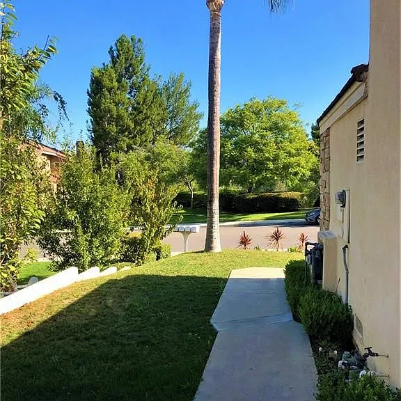 971 S Flintridge Way — Photo 3