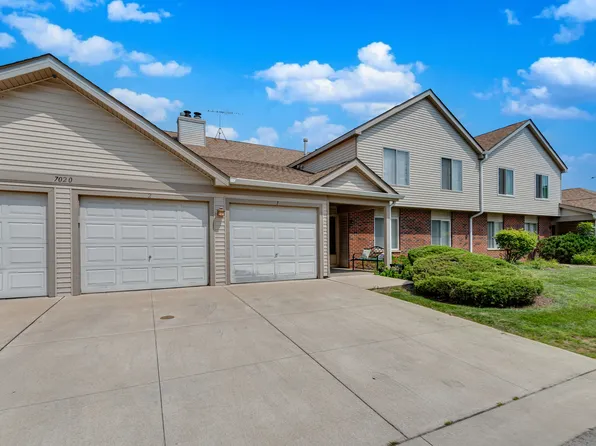 7020 Andover Ct APT 102, Woodridge, IL 60517