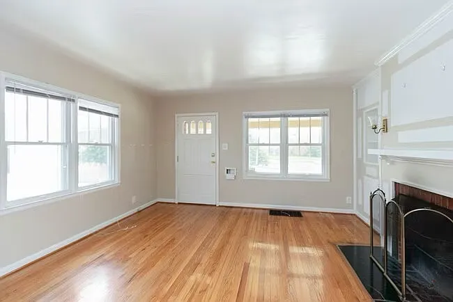 77 N Layman Ave #77 — Photo 3