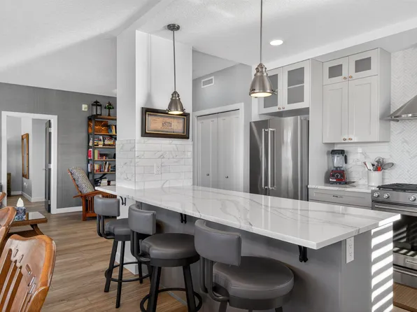 1316 Windermere Way SW #401, Edmonton, AB T6W 2J3