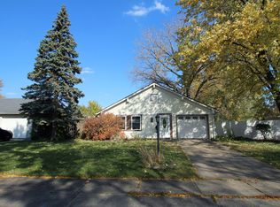 138 Braeburn Rd, Montgomery, IL 60538