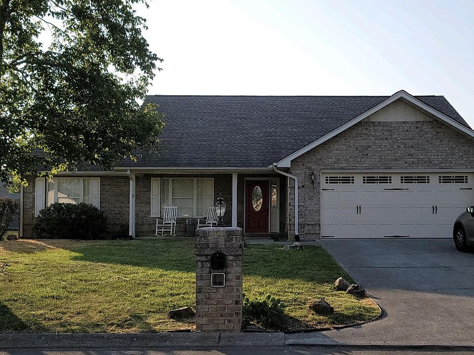 1st image of 2305 Sir Edward Ln