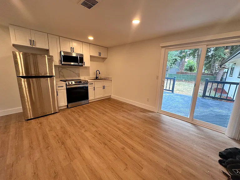 11117 27th Dr SE #2 — Photo 3