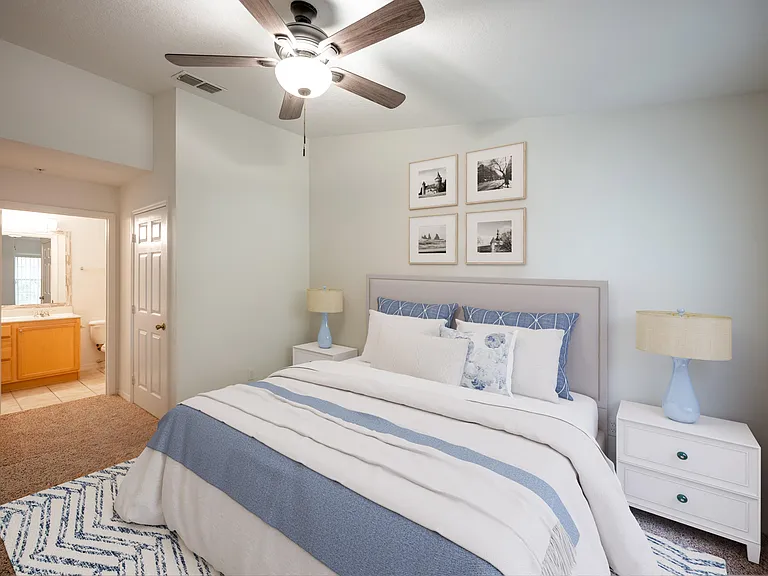 Enterprise Cove Apts — Photo 8