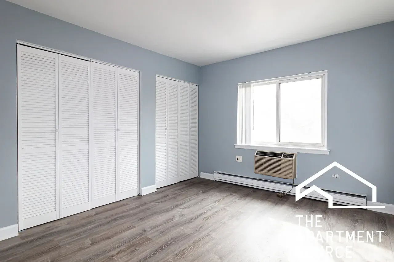 1 bed, 700 sqft, $1,950 — Photo 1