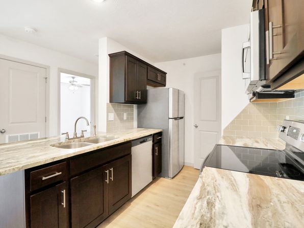 3443 E Old Stone Ave #3871-107