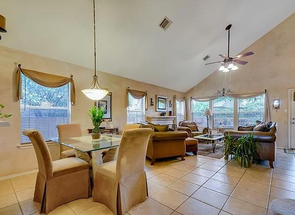 4th image of 13405 Rossello Dr
