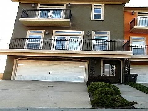 1st image of 7 Oak Alley Pl