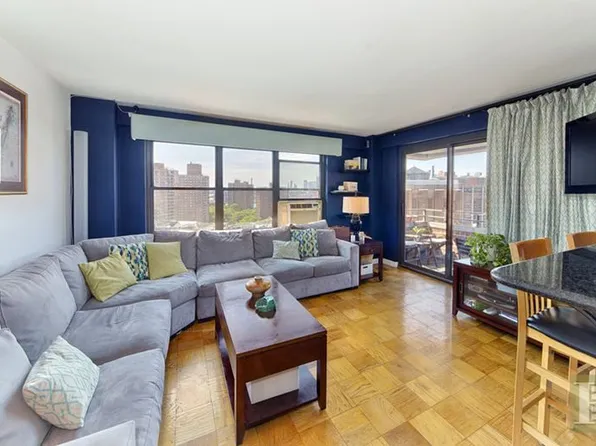 413 Grand Street image 1 of 8