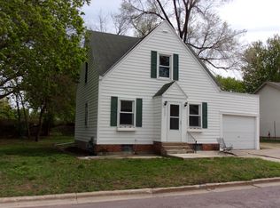 1365 Oak Beach Dr, Fairmont, MN 56031