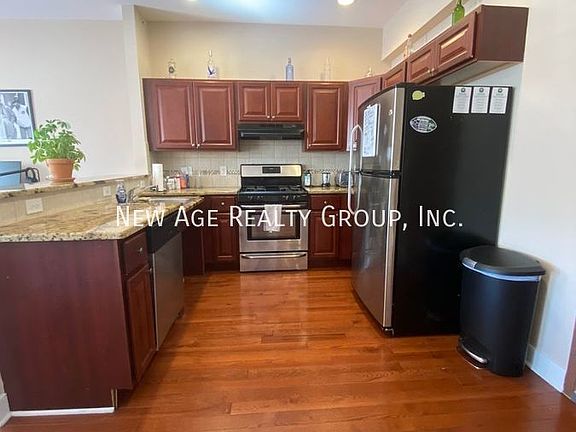 2nd image of 1521-23 W Cecil B Moore Ave #3F