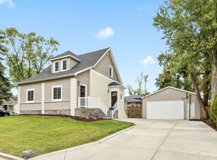 163 Oak Ave, Hillside, IL 60162