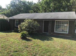 31 Herbert Hayes Dr, Lawrenceville, GA 30046