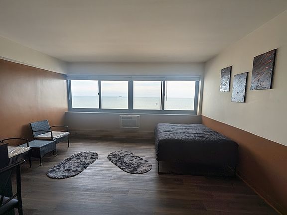 3rd image of 7337 S South Shore Dr APT 521