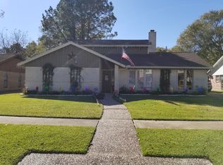 15314 Seahorse Dr, Houston, TX 77062