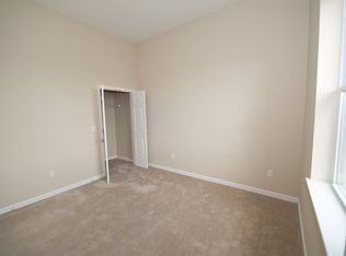 2300 N Calvert St APT 103, Baltimore, MD 21218