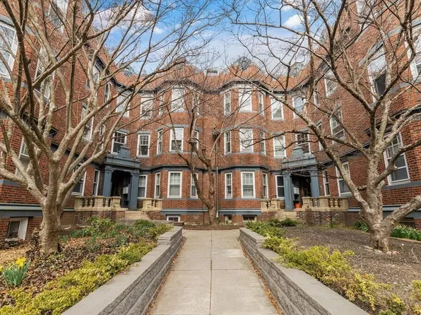 3 Dana St APT 23, Cambridge, MA 02138
