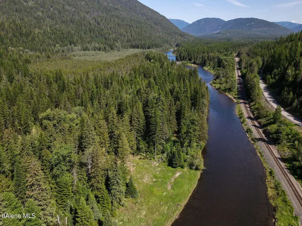 283 Bussard Lake Rd, Bonners Ferry, ID 83805