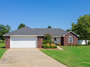 2001 Kylie Cir, Lavaca, AR 72941