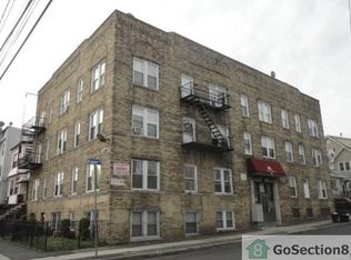 3 Fuller Pl APT 7, Irvington, NJ 07111