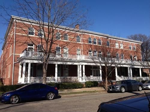 1st image of 2620 Stuart Ave #U2b