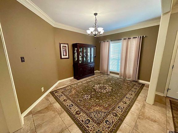 4th image of 218 Bayhills Dr