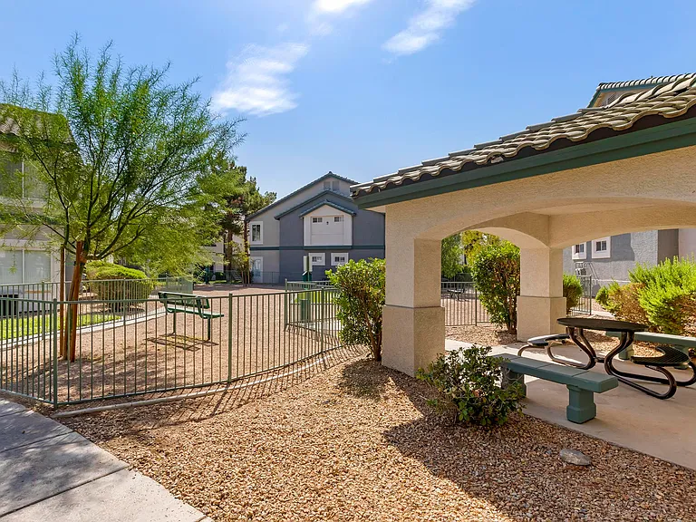 South Valley Ranch — Photo 42