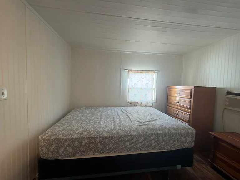 5480 42nd St N #2 — Photo 3