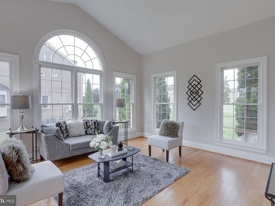 9319 Occoquan Overlook Dr, Lorton, VA 22079 Zillow