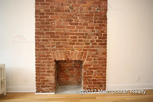 Rented by Metropolitan Realty | media 11