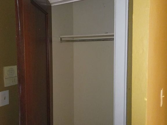 3rd image of 212 6th St APT C5