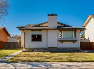 223 N Cedarwood Rd SW, Calgary, AB T2W 3G8