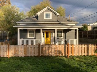 1636 W Stewart Ave, Medford, OR 97501