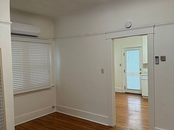 5th image of 2446 India St