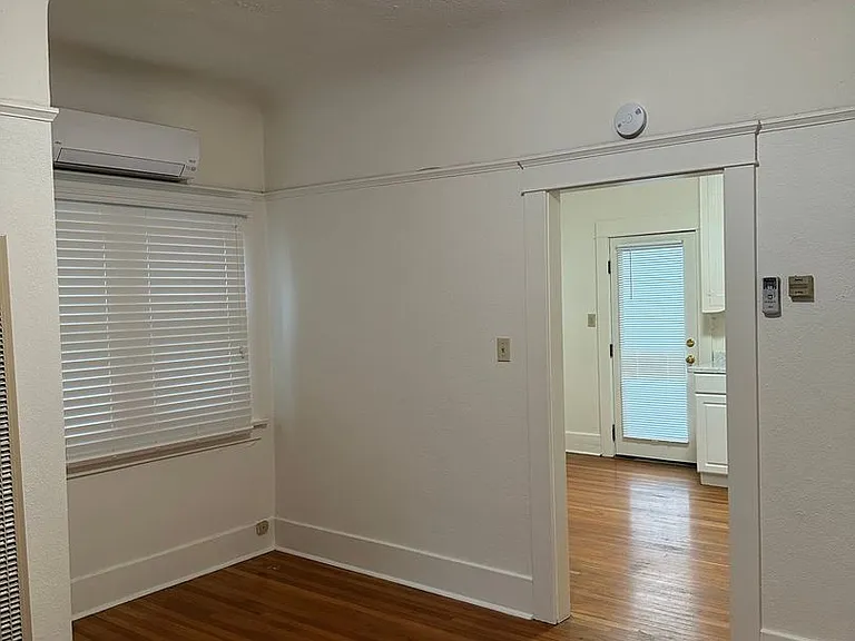 2446 India St — Photo 5