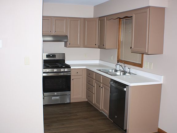 2nd image of 2604 41st Pl
