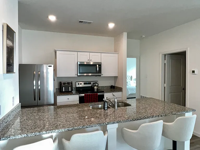 1725 Escondido Dr — Photo 5
