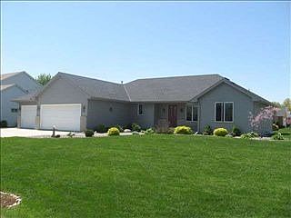 1st image of 4048 Boulder Dr