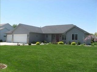 4048 Boulder Dr, Janesville, WI
